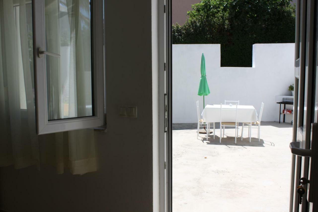 Adria Apartments Stobrec Bagian luar foto