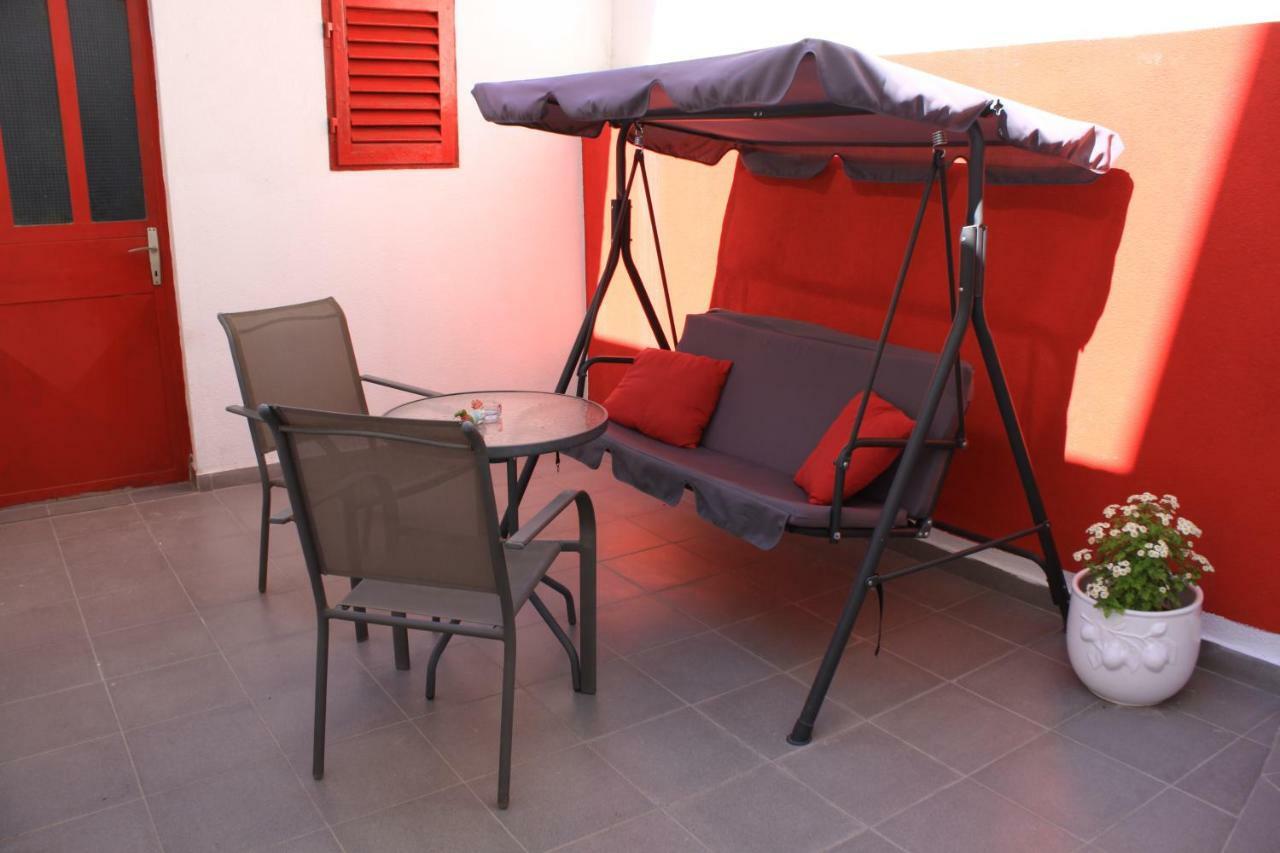 Adria Apartments Stobrec Bagian luar foto